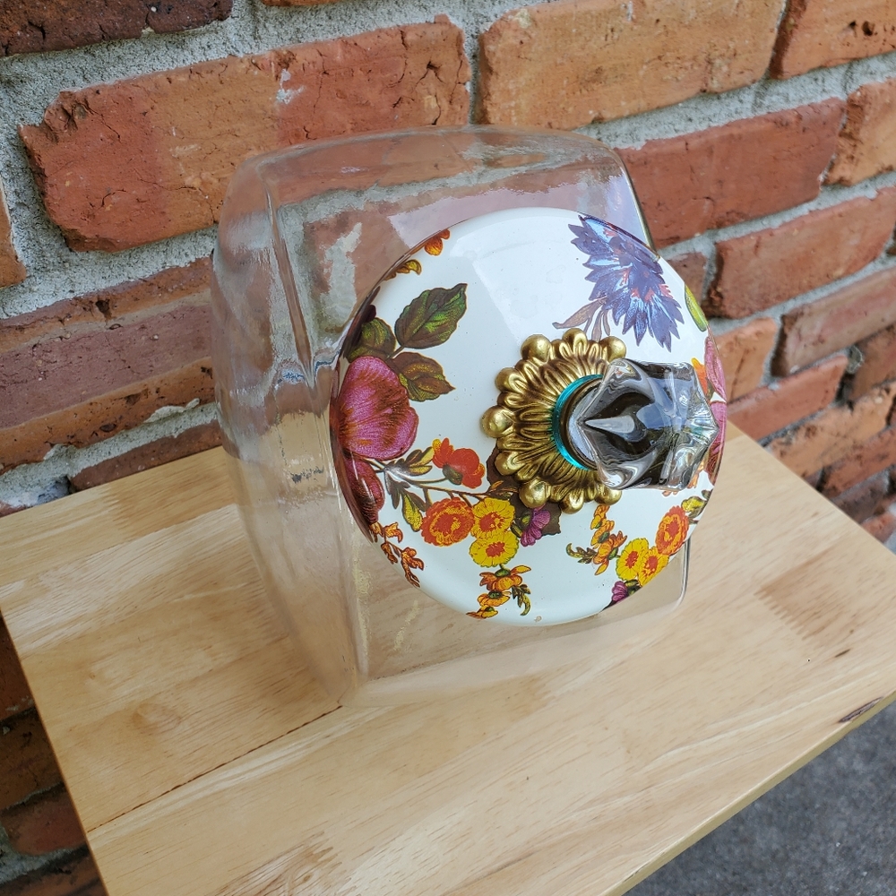 Mackenzie-Childs cookie jar with White Flower Market lid